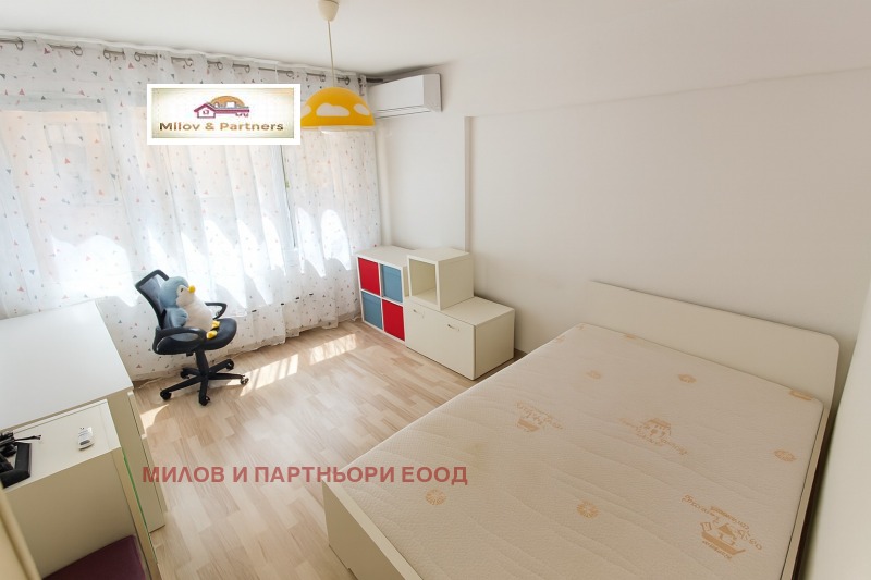 Kiadó  2 hálószobás Sofia , Hladilnika , 94 négyzetméter | 20912715 - kép [9]