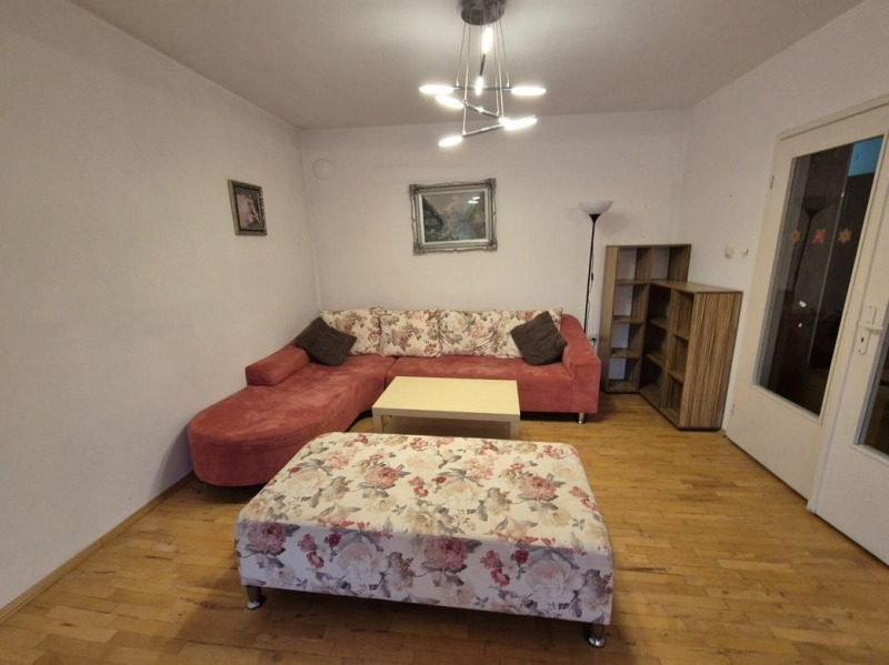 Zu vermieten  3 Schlafzimmer Sofia , Witoscha , 150 qm | 73421393