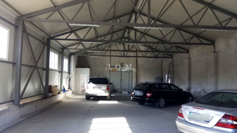 A louer  Stockage Choumen , Promichlena zona , 200 m² | 43992338 - image [2]