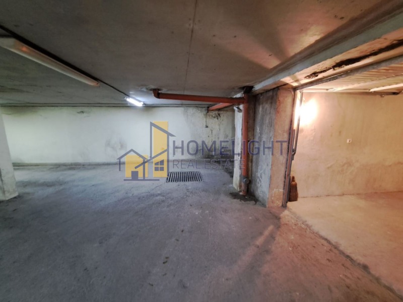 Дава под наем ГАРАЖ, ПАРКОМЯСТО, гр. София, Красно село, снимка 2 - Гаражи и паркоместа - 52294987