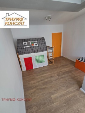 3 Schlafzimmer Mladost 2, Sofia 9