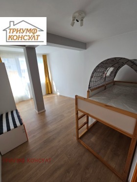 3 Schlafzimmer Mladost 2, Sofia 8