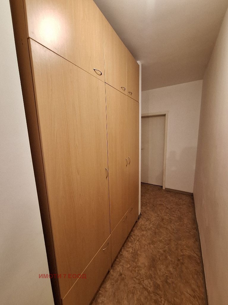 Дава под наем 3-СТАЕН, гр. София, Света Троица, снимка 11 - Апартаменти - 54963794