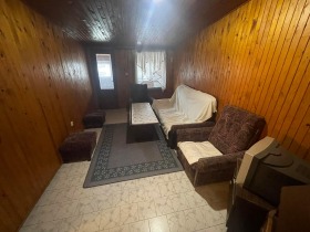 1 Schlafzimmer Wazraschdane, Burgas 1