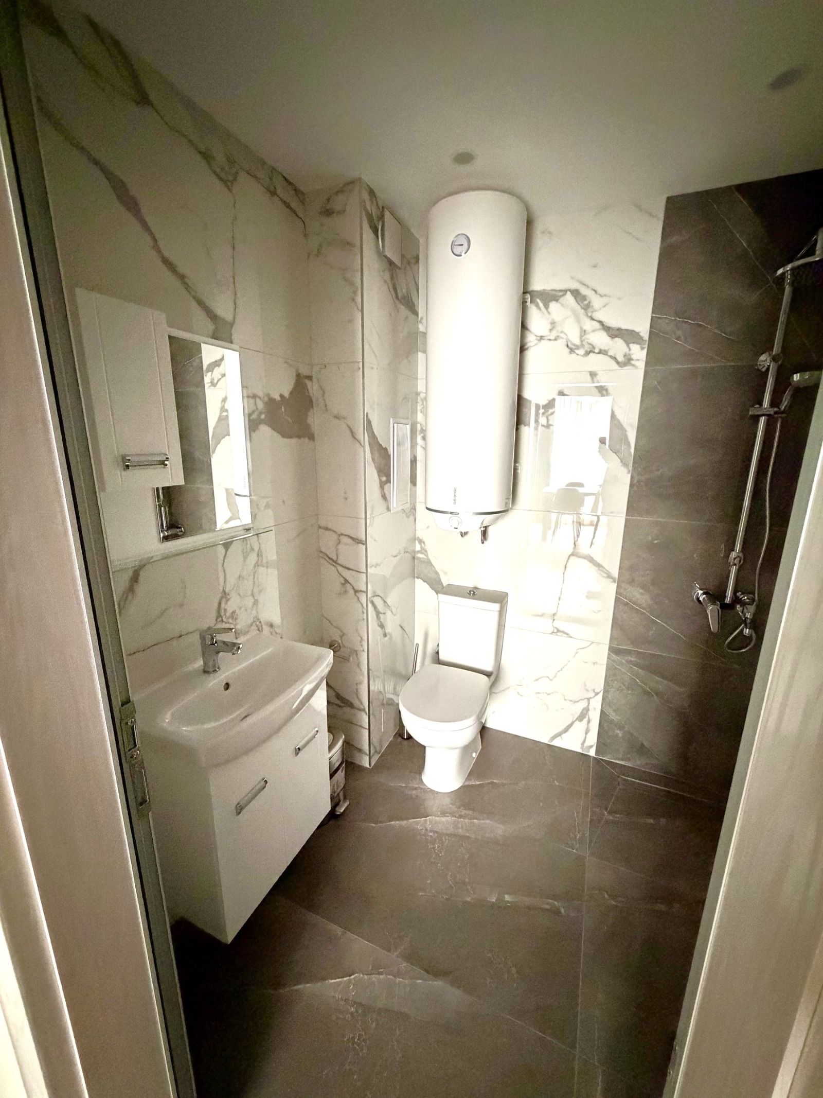 Дава под наем 2-СТАЕН, гр. Велико Търново, Картала, снимка 5 - Апартаменти - 53898571