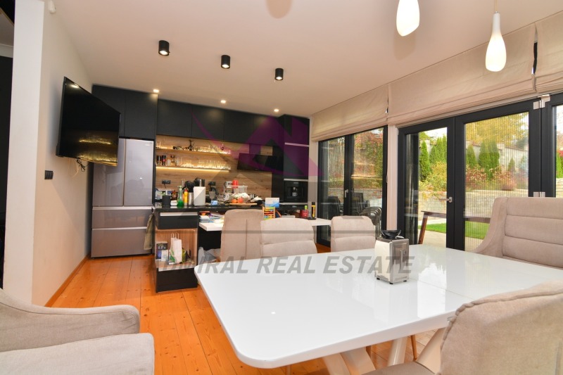 K pronájmu  Dům Varna , m-t Gorna Traka , 350 m2 | 31957556 - obraz [3]