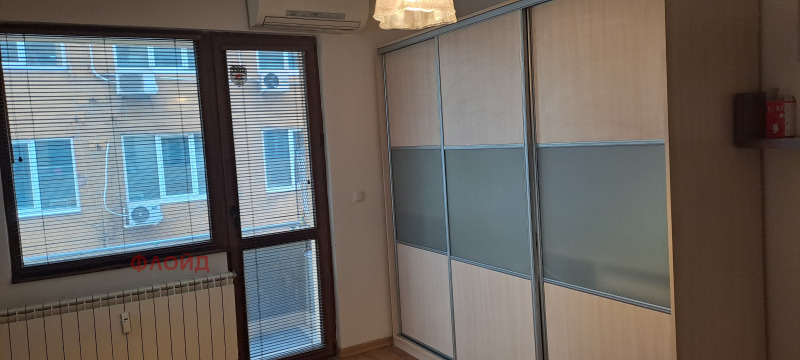 Дава под наем 2-СТАЕН, гр. София, Център, снимка 4 - Апартаменти - 53591359