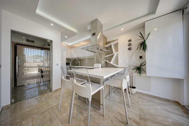 Дава под нем  2-стаен, град София, Витоша •  850 EUR • ID 57704192 — holmes.bg - [1] 