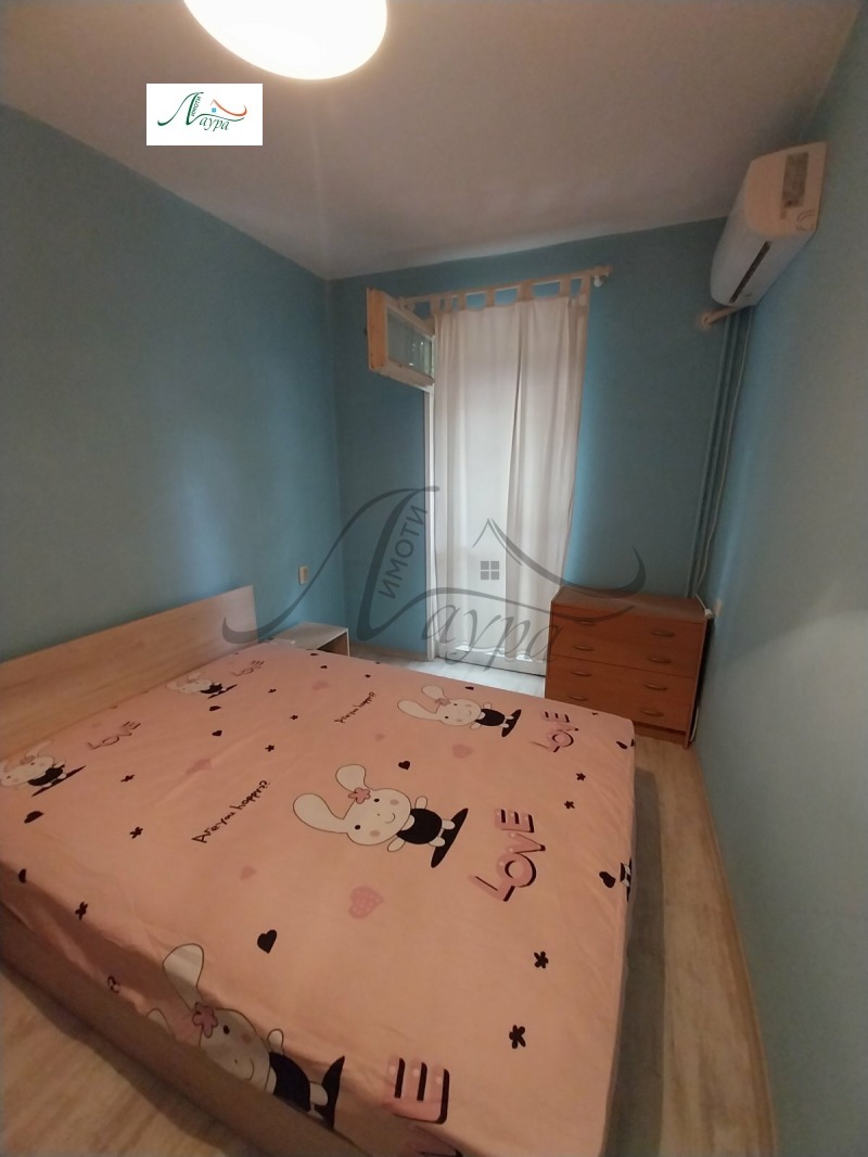 Дава под наем  2-стаен град Шумен , Добруджански , 52 кв.м | 16342453