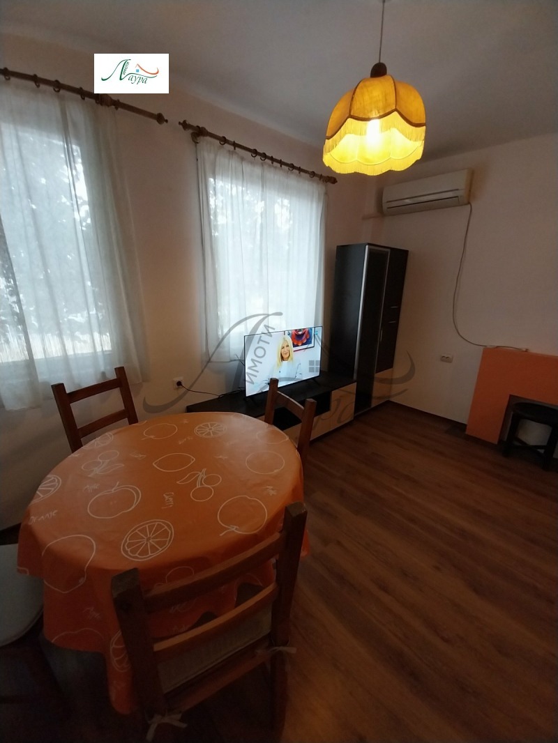 Дава под наем  2-стаен град Шумен , Добруджански , 52 кв.м | 16342453 - изображение [8]