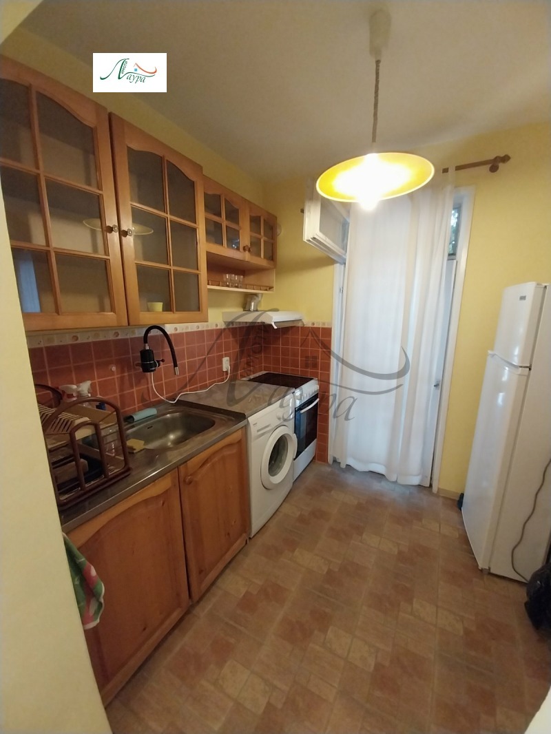 Дава под наем  2-стаен град Шумен , Добруджански , 52 кв.м | 16342453 - изображение [3]