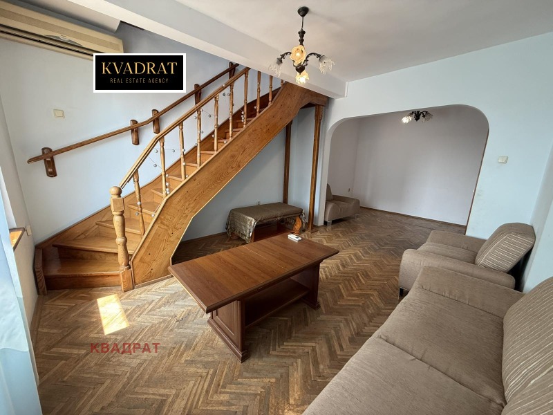 Kiralık  İki Katlı Daire Varna , Centar , 120 metrekare | 80280542
