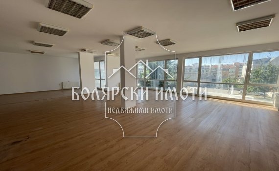 K pronájmu  Prodejna Veliko Tarnovo , Kolju Fičeto , 181 m2 | 74994913 - obraz [6]