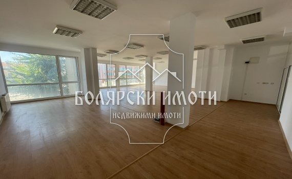 Дава под наем  Магазин град Велико Търново , Колю Фичето , 181 кв.м | 74994913 - изображение [2]