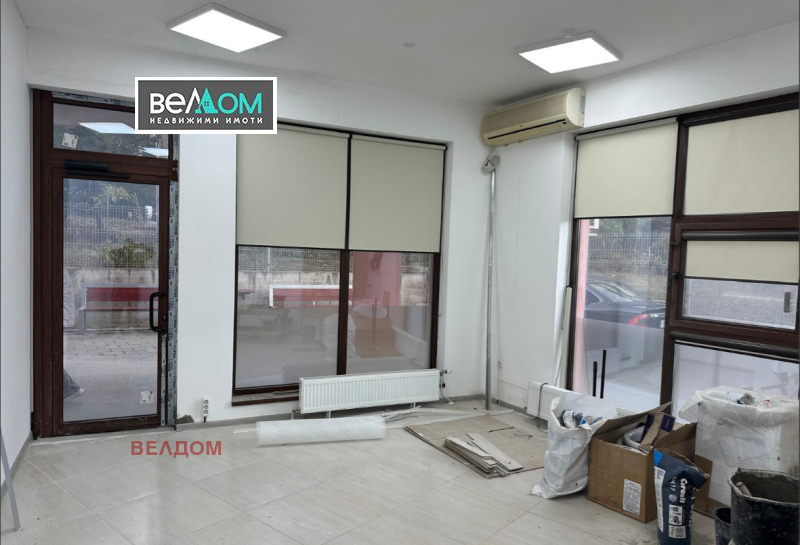 A louer  Bureau Varna , Trochevo , 60 m² | 32522459