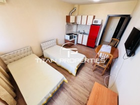 Studio Lazur, Burgas