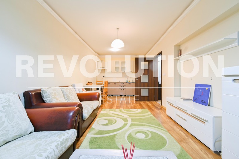 Do wynajęcia  1 sypialnia Sofia , Zona B-18 , 68 mkw | 76790861 - obraz [2]