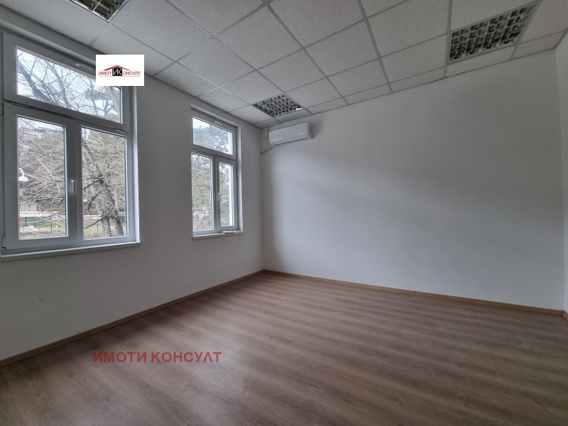 A louer  Bureau Veliko Tarnovo , Tsentar , 35 m² | 51180496 - image [2]