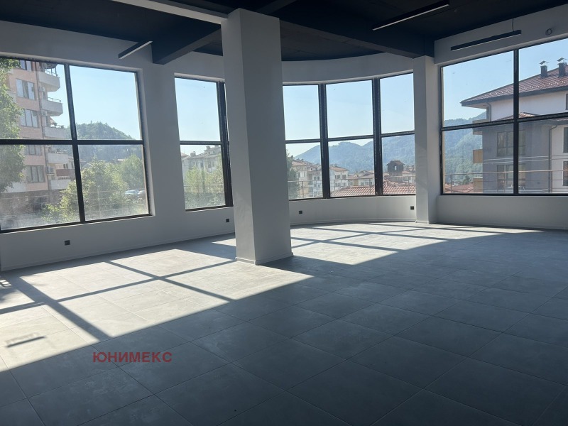 Дава под наем БИЗНЕС ИМОТ, гр. Смолян, Невястата, снимка 2 - Други - 52634052