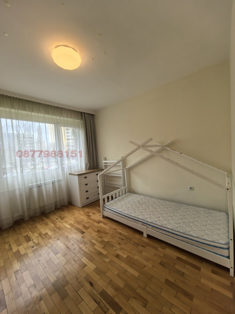 Дава под наем 3-СТАЕН, гр. София, Сердика, снимка 9 - Апартаменти - 56289730