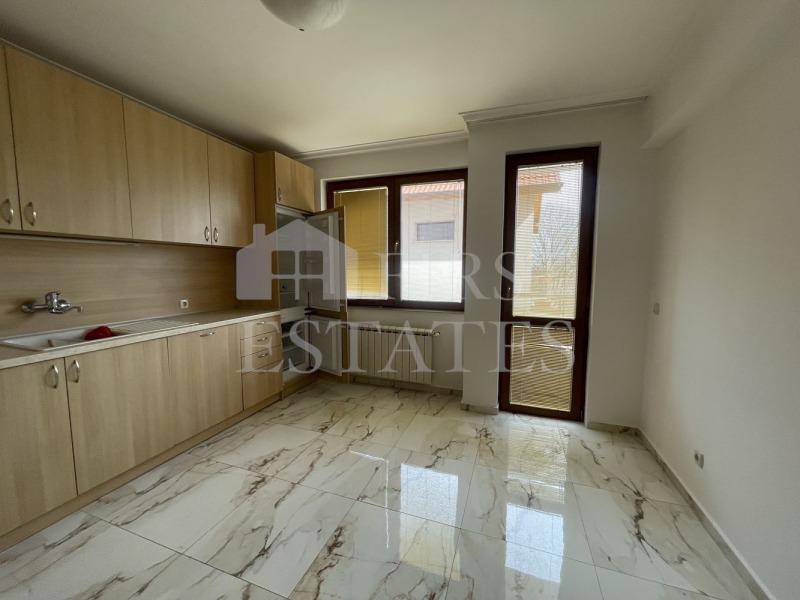 K pronájmu  3+ ložnice Sofia , Geo Milev , 270 m2 | 24135224 - obraz [4]