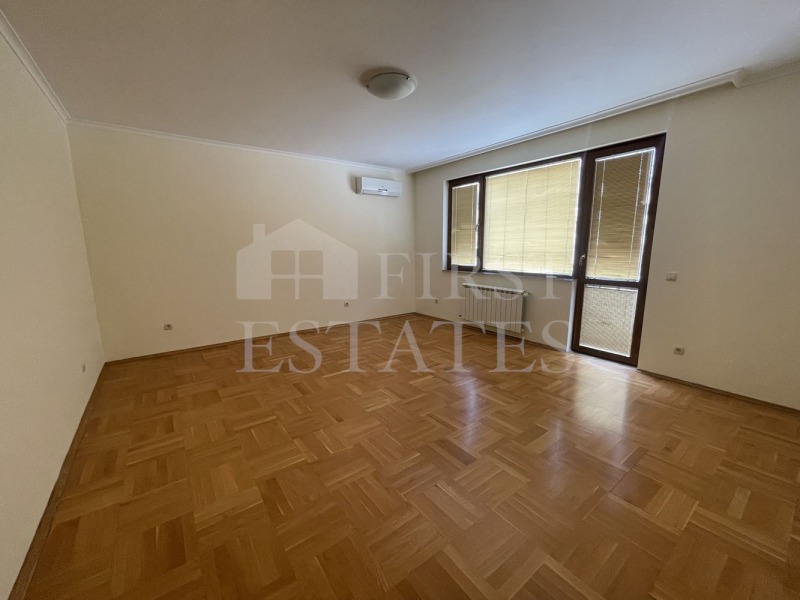 K pronájmu  3+ ložnice Sofia , Geo Milev , 270 m2 | 24135224 - obraz [10]