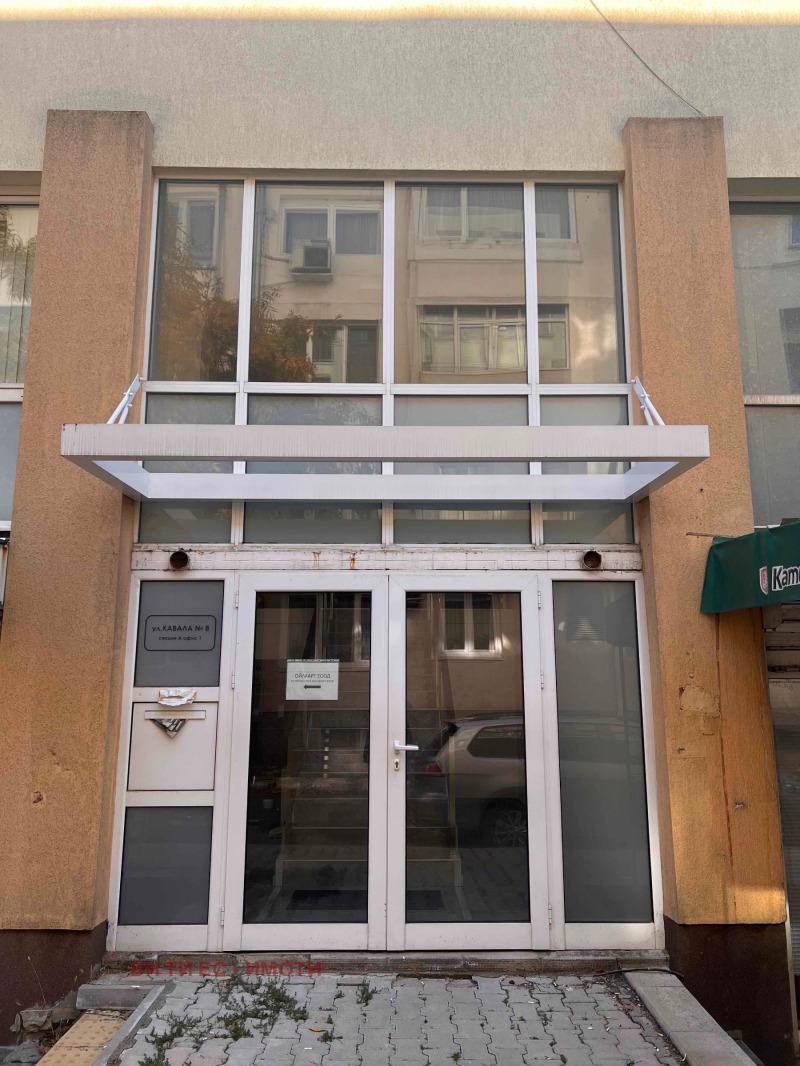 Под наем ОФИС, град София, Банишора • 1870 € / 3657.40 лв. • 69167394 1