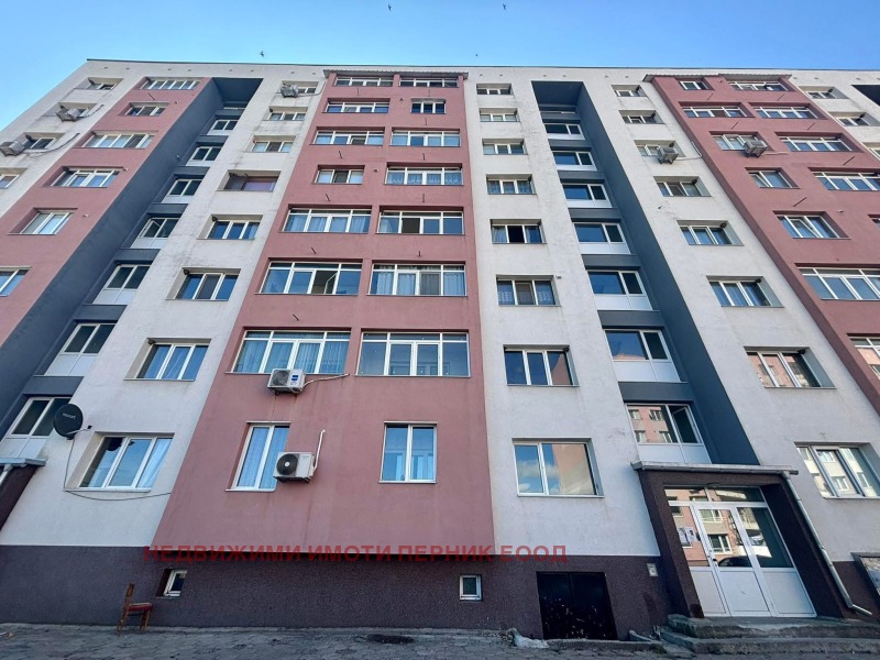 В аренду  1 спальня область Перник , Радомир , 70 кв.м | 79014308