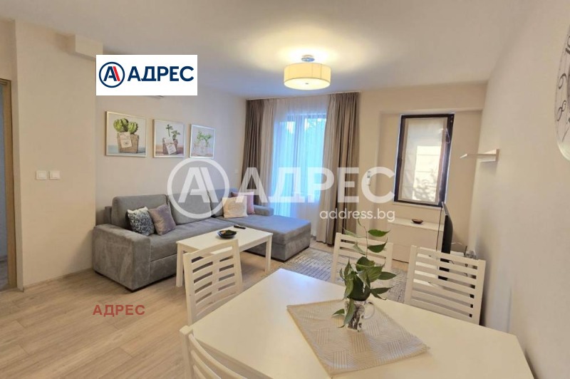 Дава под нем  3-стаен, град Варна, Гръцка махала •  750 € • ID 52650854 — holmes.bg - [1] 