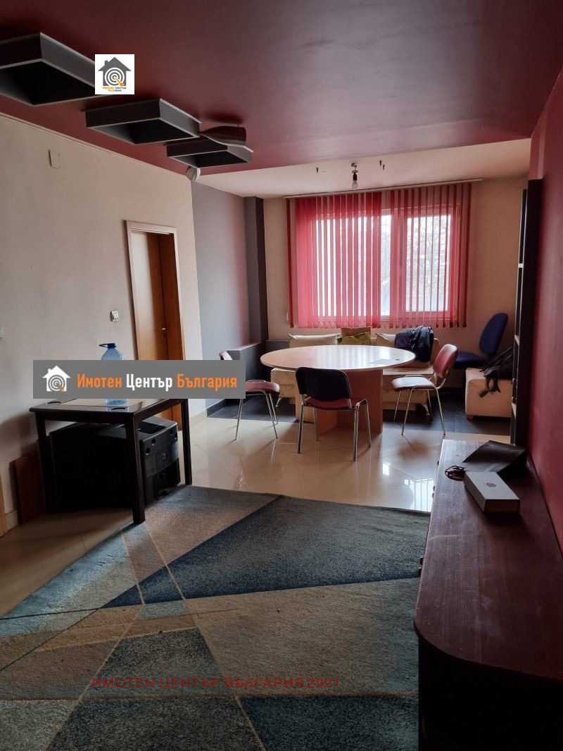 Zu vermieten  3 Schlafzimmer Sofia , Dianabad , 162 qm | 26829973 - Bild [4]