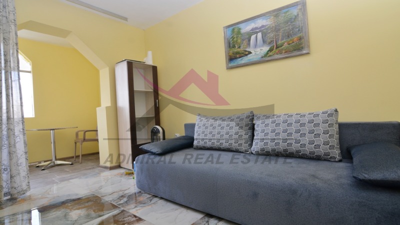 Дава под Наем 1-СТАЕН в град Варна, Лятно кино Тракия - 40 кв.м / 300 € » 586.75 лв., АДМИРАЛ РИЪЛ ЕСТЕЙТ ЕООД