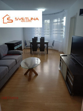 1 quarto Zona B-19, Sofia