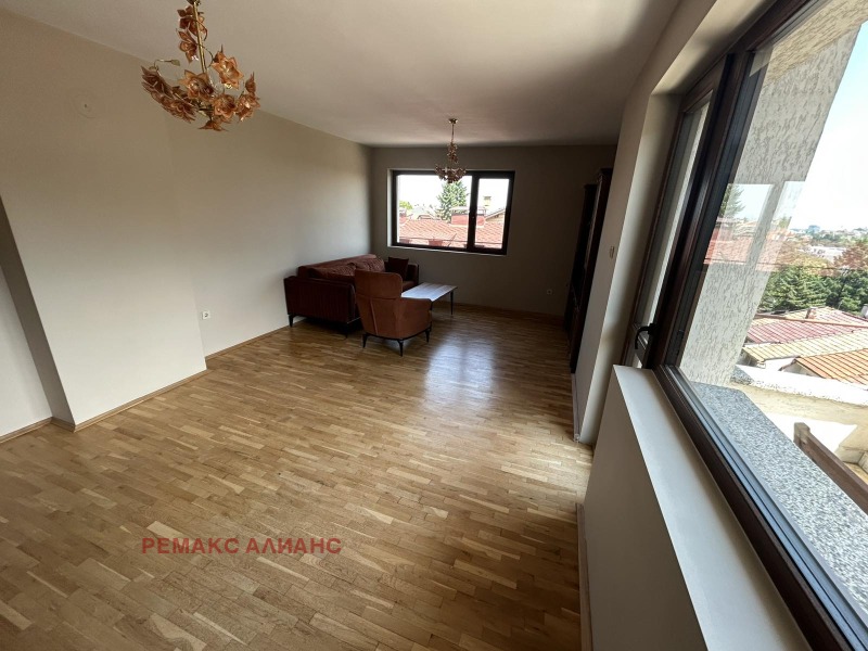 Издаје се  2 спаваће собе Софија , Кнјажево , 90 м2 | 54435253 - слика [4]