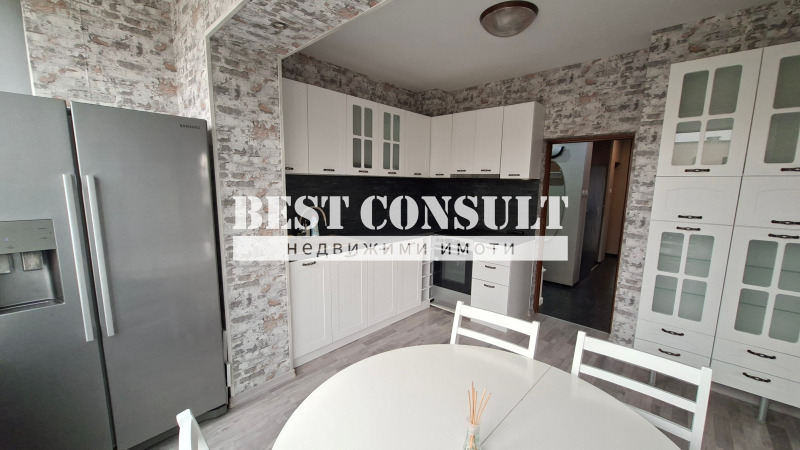 Дава под наем 3-СТАЕН, гр. Русе, Център