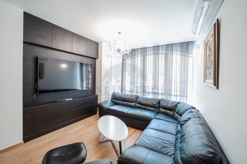 Do wynajęcia  3 sypialnie Sofia , Iztok , 220 mkw | 95005751 - obraz [4]
