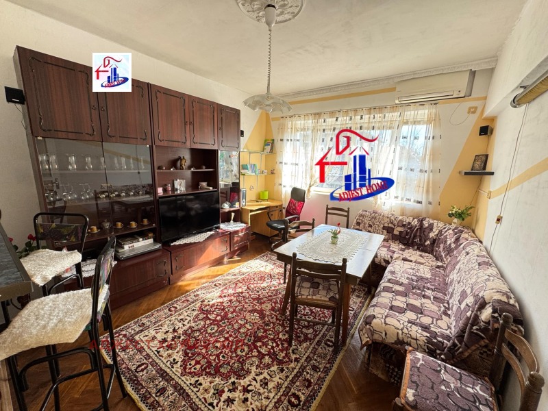 De inchiriat  1 dormitor Șumen , Țentâr , 57 mp | 50802365