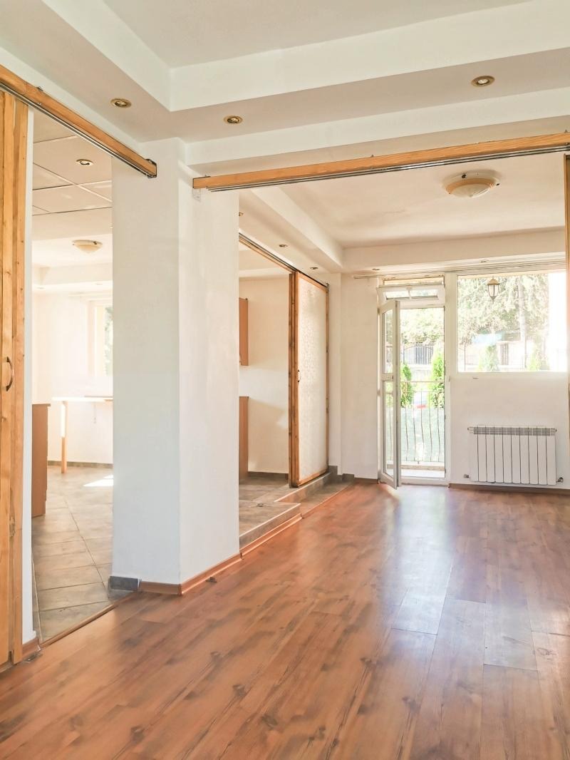 Дава под нем  Етаж от къща, град София, Симеоново •  613 € • ID 57352061 — holmes.bg - [1] 