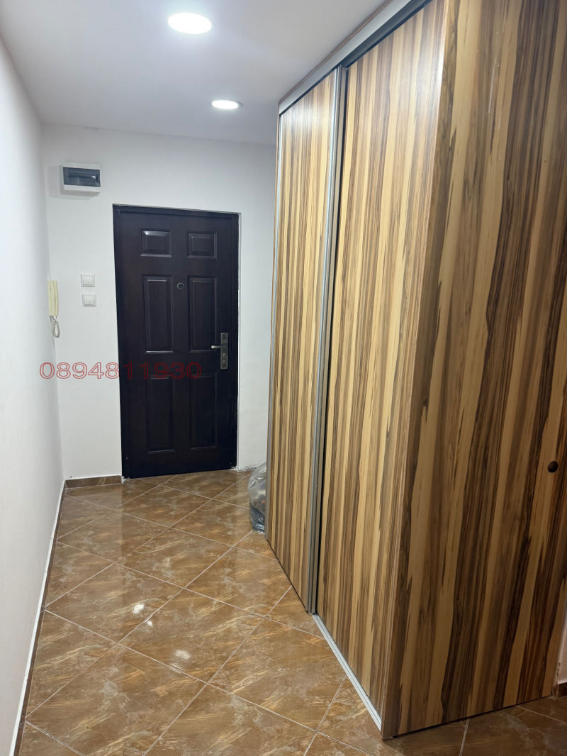 Para alugar  2 quartos Sofia , Mladost 4 , 68 m² | 84100125