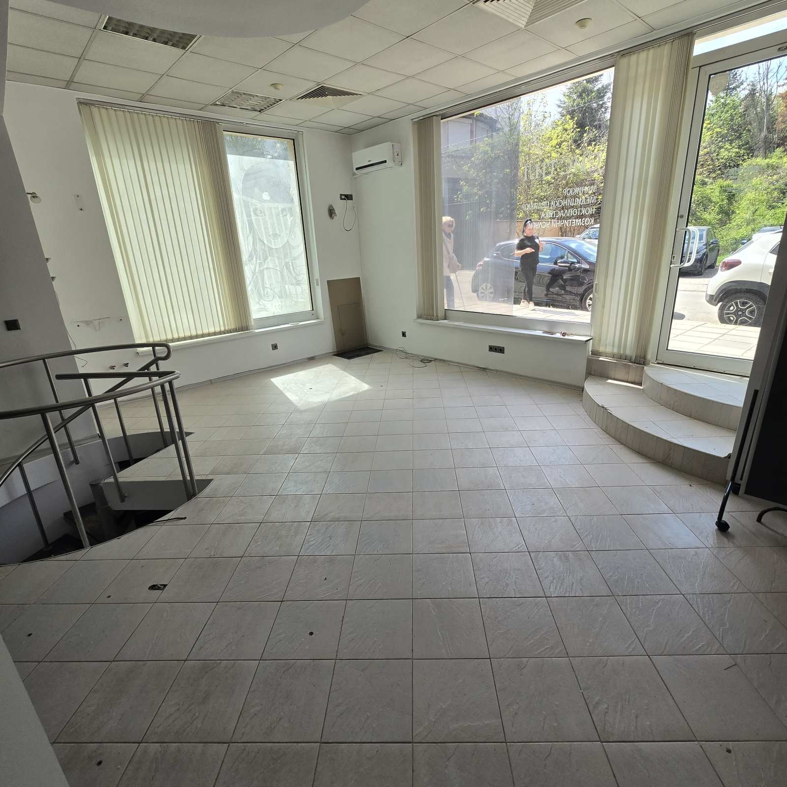 Дава под наем БИЗНЕС ИМОТ, гр. София, Дианабад