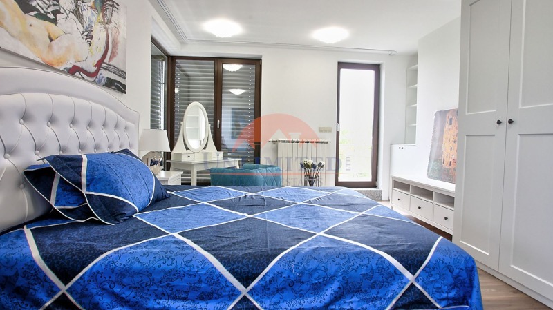 Do wynajęcia  3 sypialnie Sofia , Simeonowo , 237 mkw | 96358882 - obraz [13]