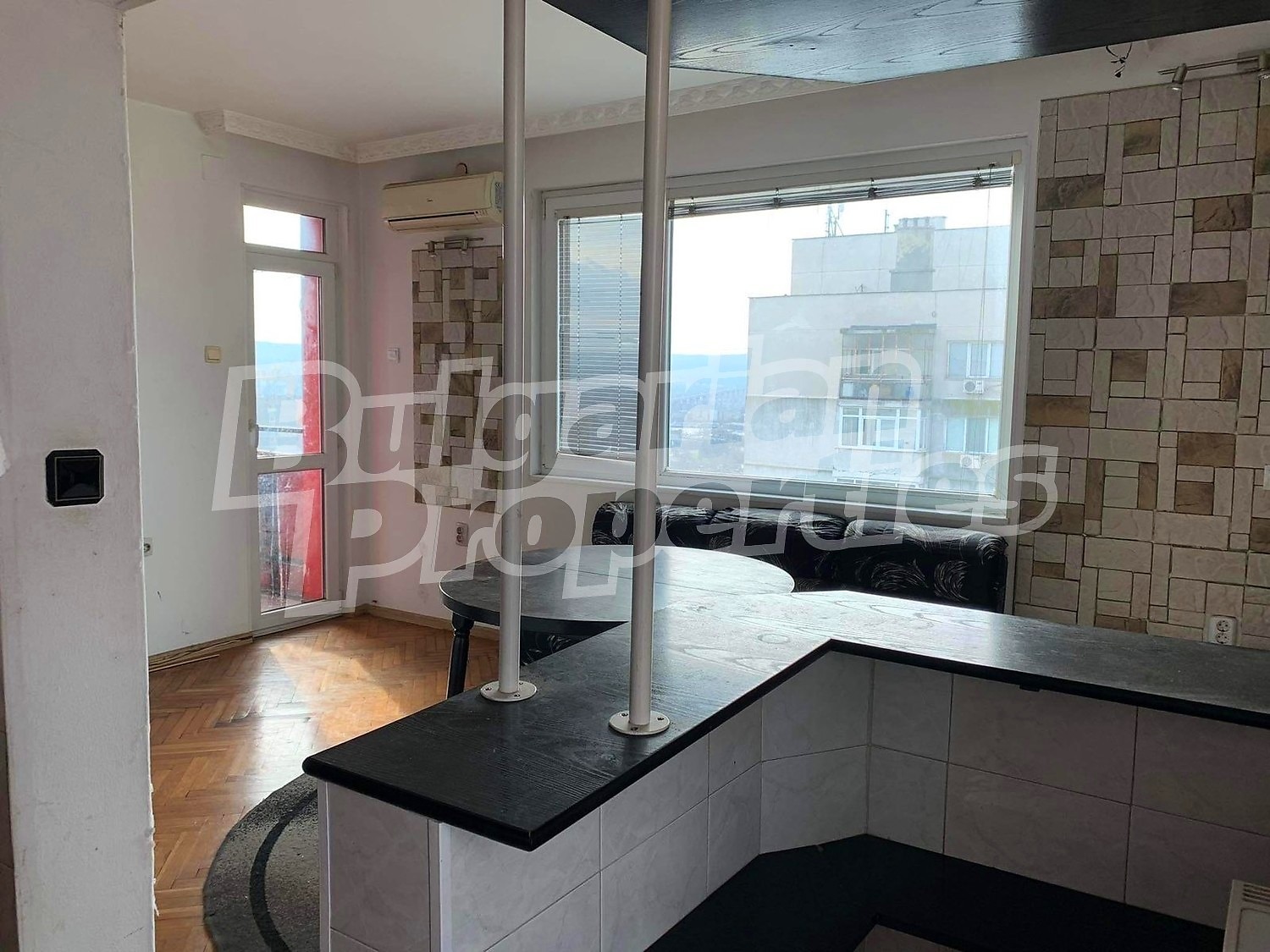 Дава под наем 4-СТАЕН, гр. Варна, Христо Ботев, снимка 2 - Апартаменти - 52839584