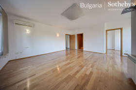 3+ camere da letto Lozenets, Sofia 11