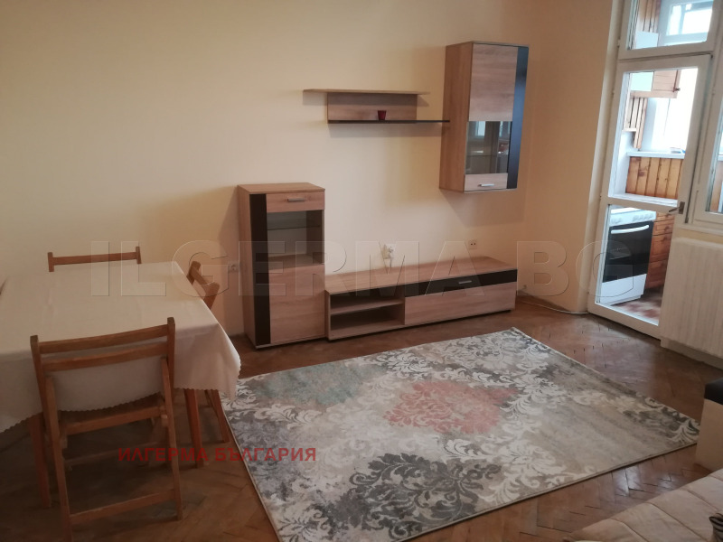 Zu vermieten  1 Schlafzimmer Sofia , Poligona , 46 qm | 57301776