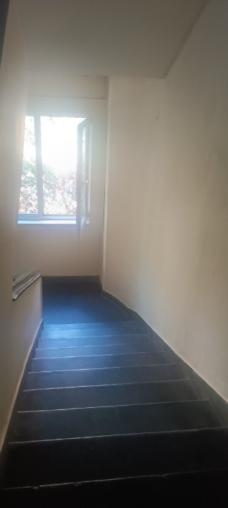Издаје се  1 спаваћа соба Софија , Центар , 51 м2 | 11893875 - слика [2]