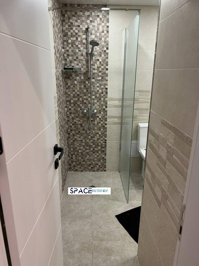 En renta  2 dormitorios Plovdiv , Tsentar , 75 metros cuadrados | 67865203 - imagen [12]