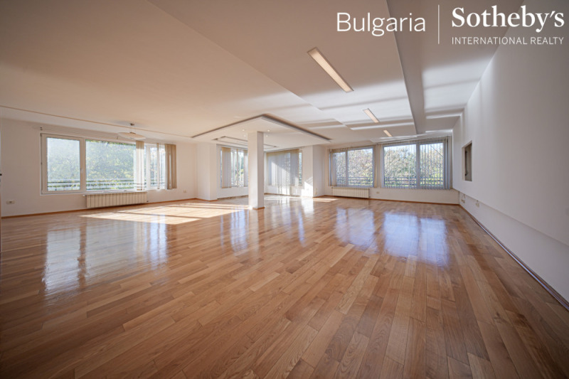 For Rent  3+ bedroom Sofia , Lozenets , 240 sq.m | 96094335