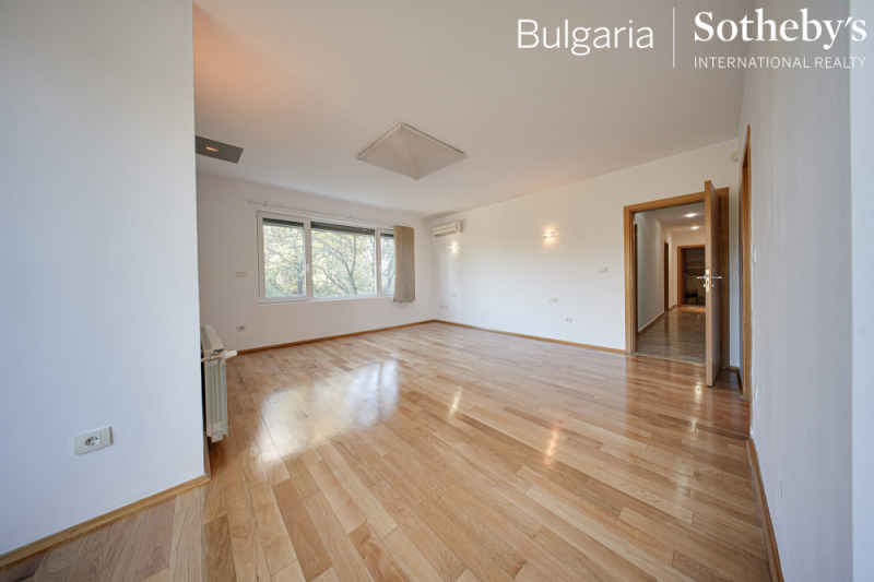 For Rent  3+ bedroom Sofia , Lozenets , 240 sq.m | 96094335 - image [10]