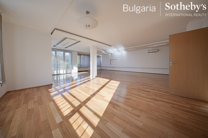 For Rent  3+ bedroom Sofia , Lozenets , 240 sq.m | 96094335 - image [4]