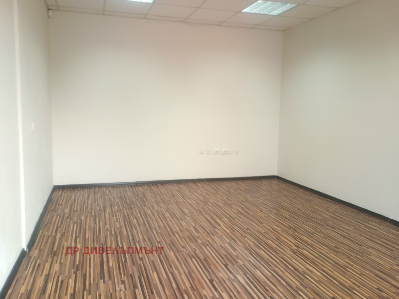 Te huur  Kantoor Sofia , Vrazjdebna , 100 m² | 17846941 - afbeelding [2]