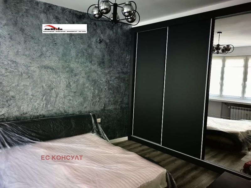 Zu vermieten  2 Schlafzimmer Sofia , Zentar , 85 qm | 27448554